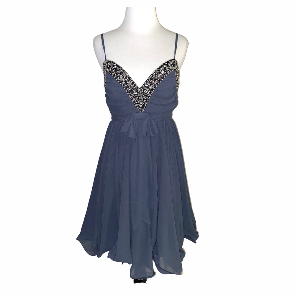 French Connection New! gorgeous bead embellished flowy dress, gray, size 4 NWT - Picture 2 of 15